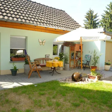 Apartman Im Gruenen Haus *